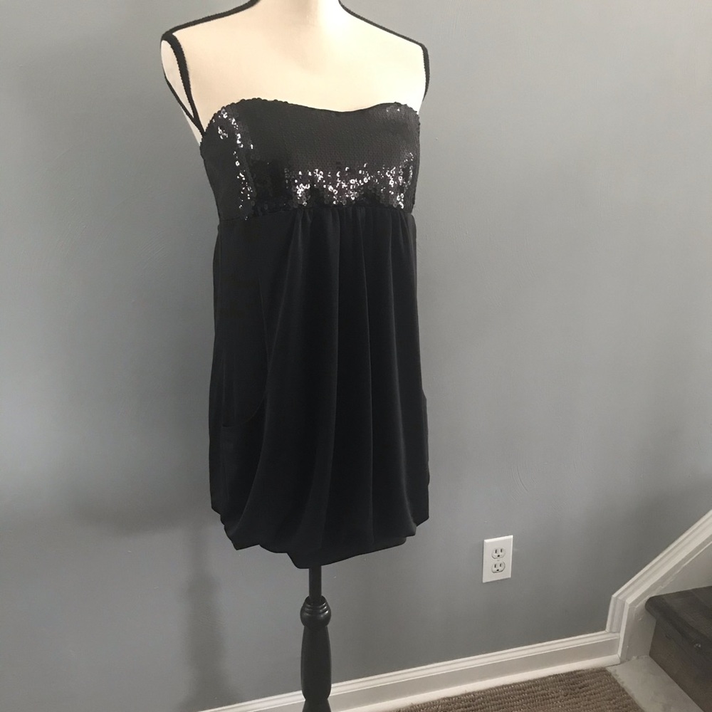 🛍3/$25🛍Alyn Paige sleeveless Dresses B-Sequin